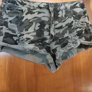Camo Cheeky High Rise Shorts